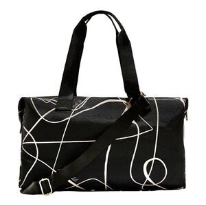 Mali + Lili Weekender Bag in Black Abstract